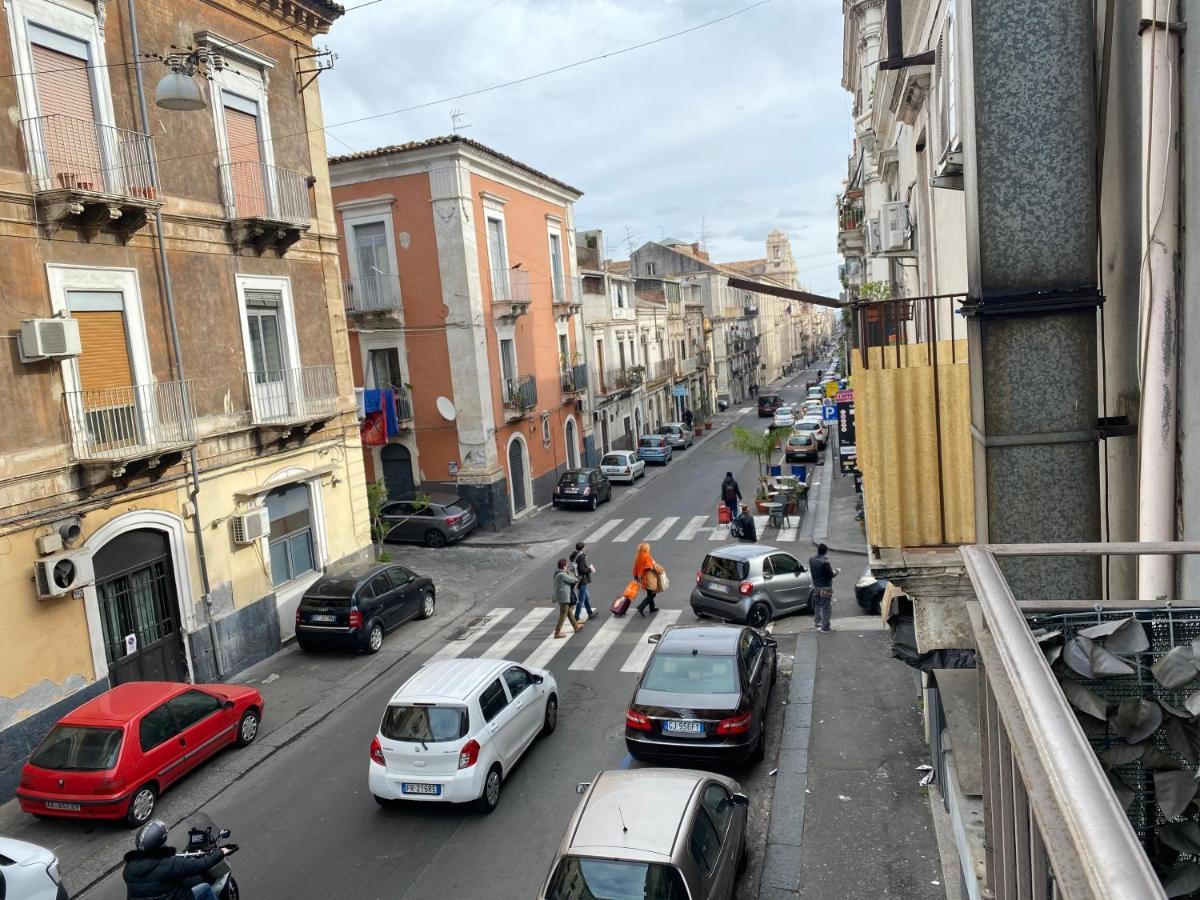 The “B” House Leilighet Catania Eksteriør bilde