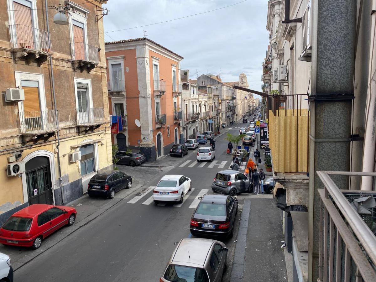 The “B” House Leilighet Catania Eksteriør bilde